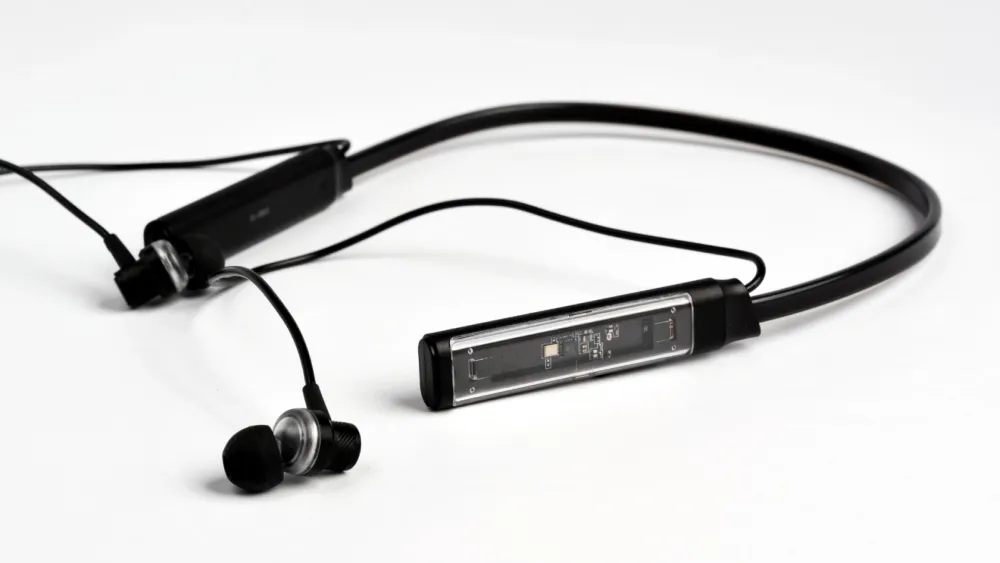 هندزفری گردنی بی سیم گرین لاین Veria 9 Green Lion Veria Wireless Neckband 4 در آی تی پاژ